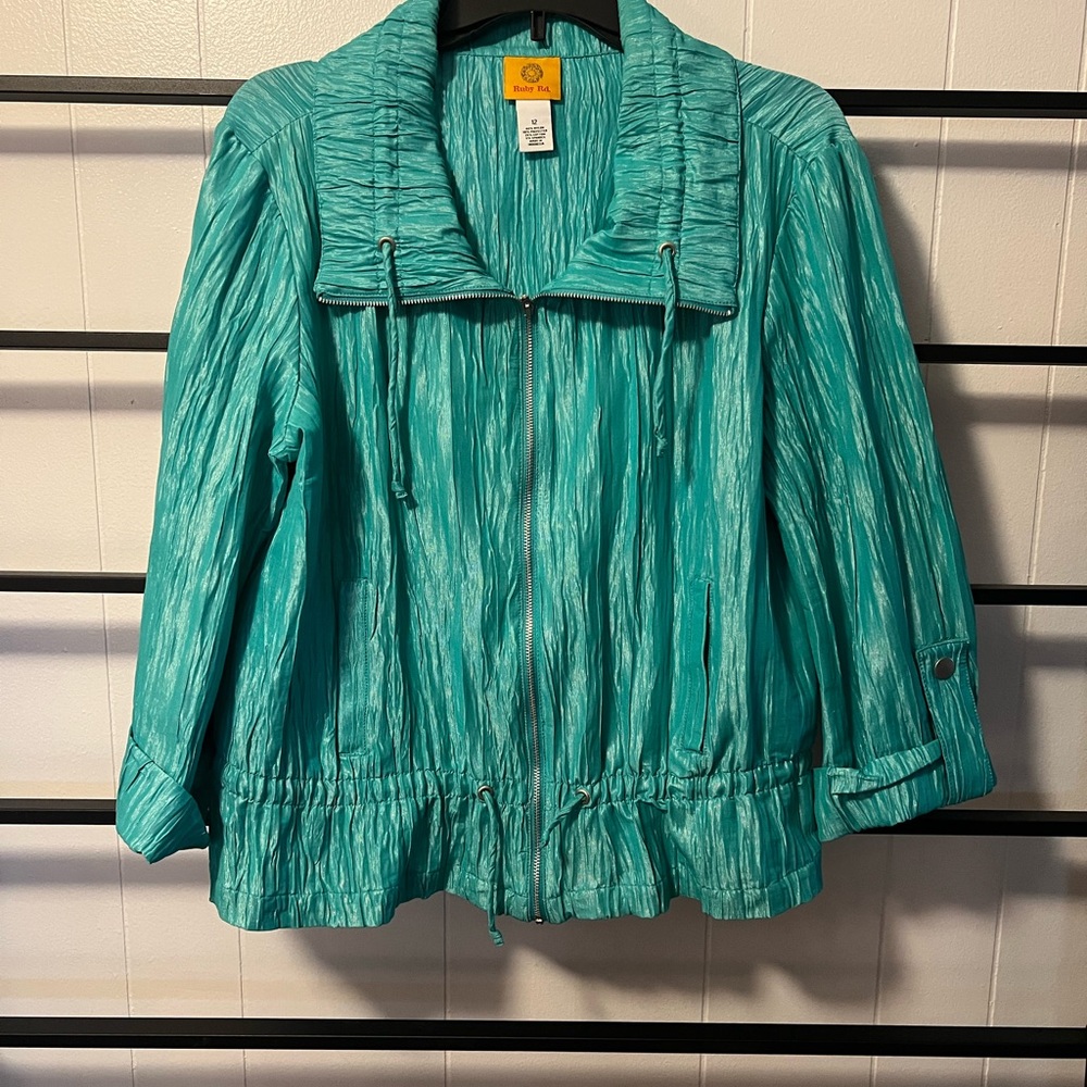 Women's RUBY RD. Size 12, Roll up sleeve, zip up lightweight jacket, Green, A22